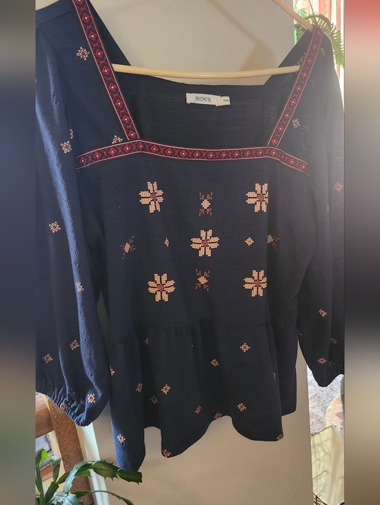 Ricki's Tops - Ricki's Navy Top with Pink Embroidery